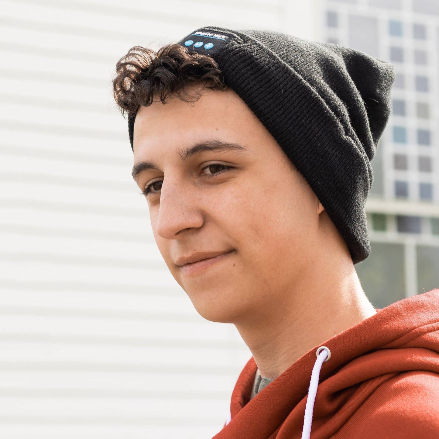 Bluetooth Beanie