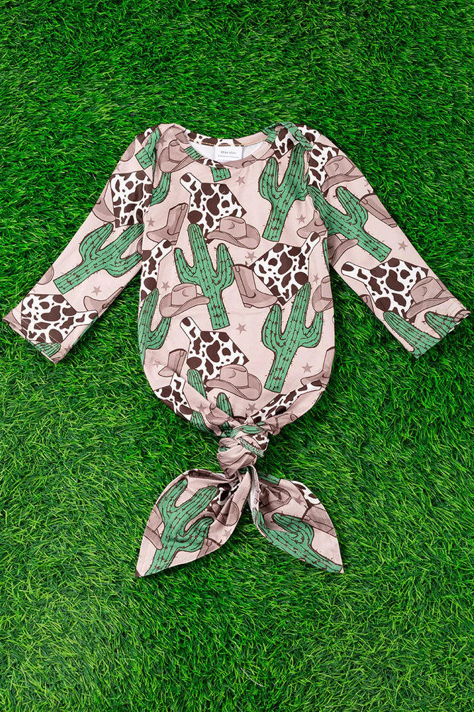 Hat & Boots Baby Gown