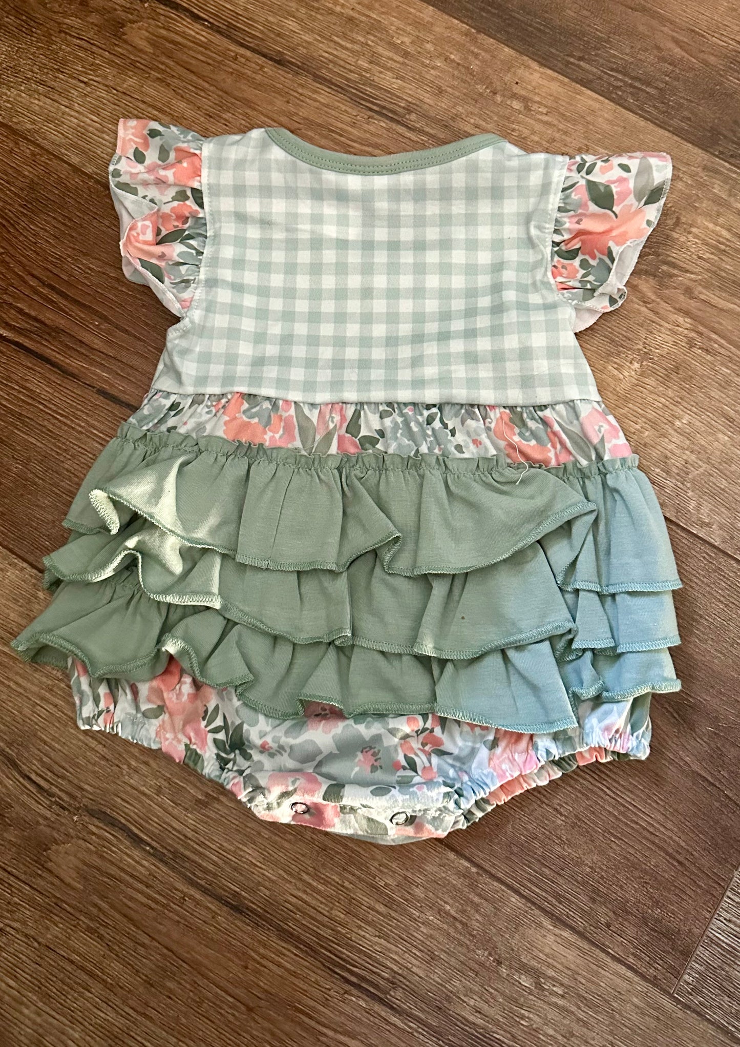 Floral Button Bubble