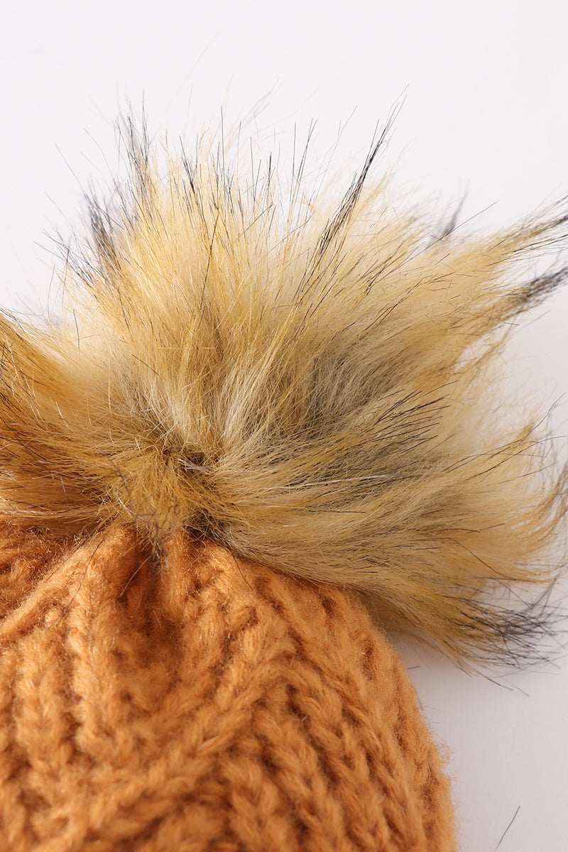 Camel knit pom pom beanie h