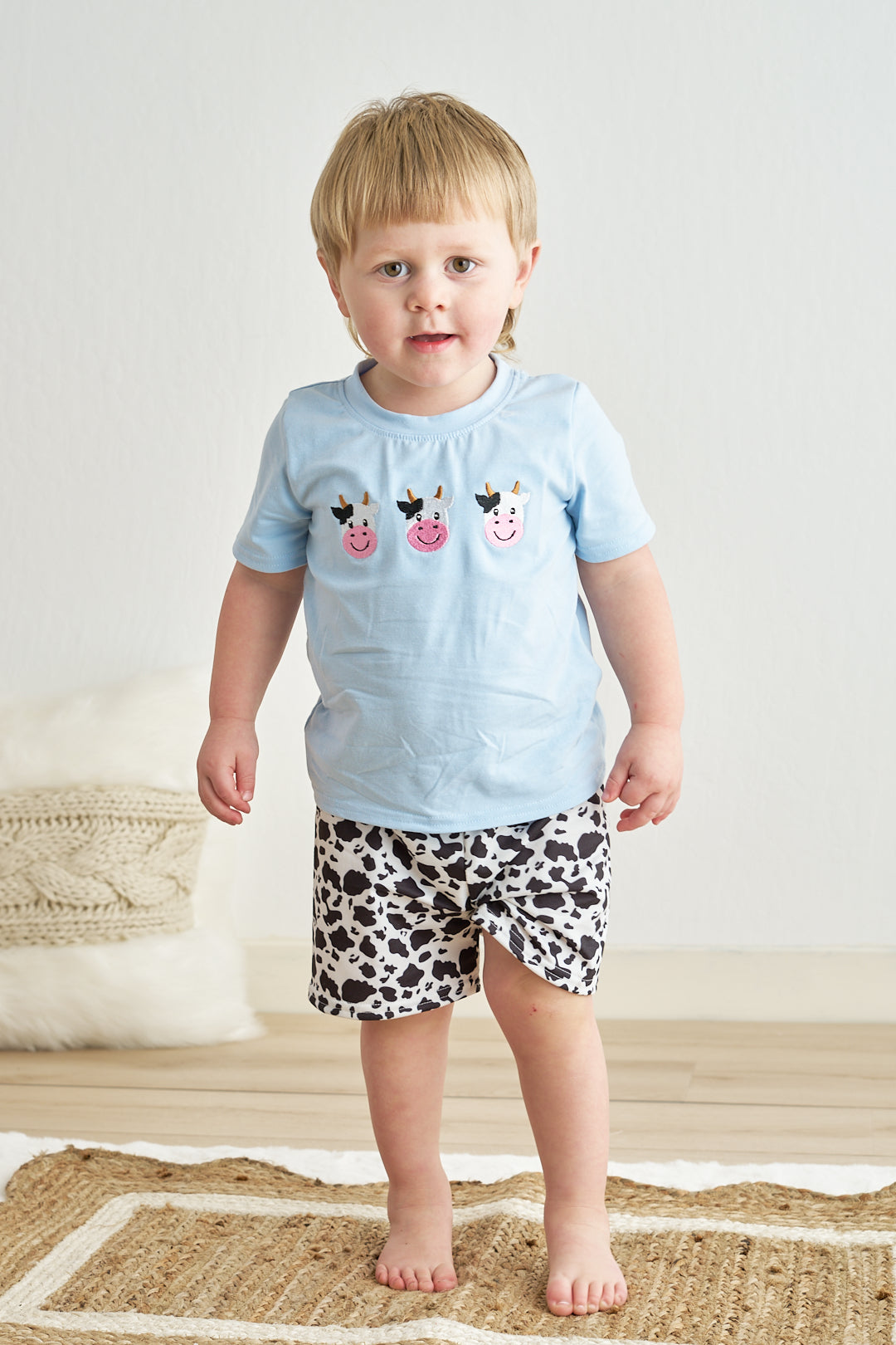 Blue cow embroidery boy set