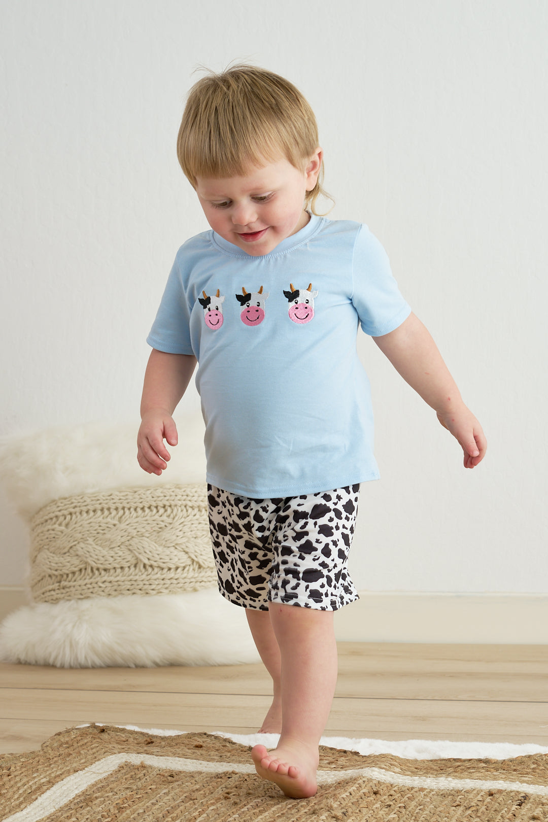 Blue cow embroidery boy set
