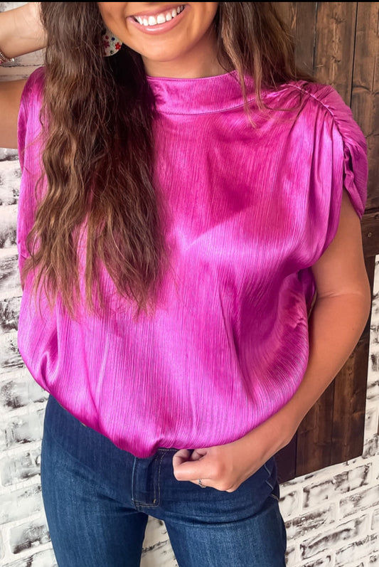 Ruched Sleeved Knotted Backless Top